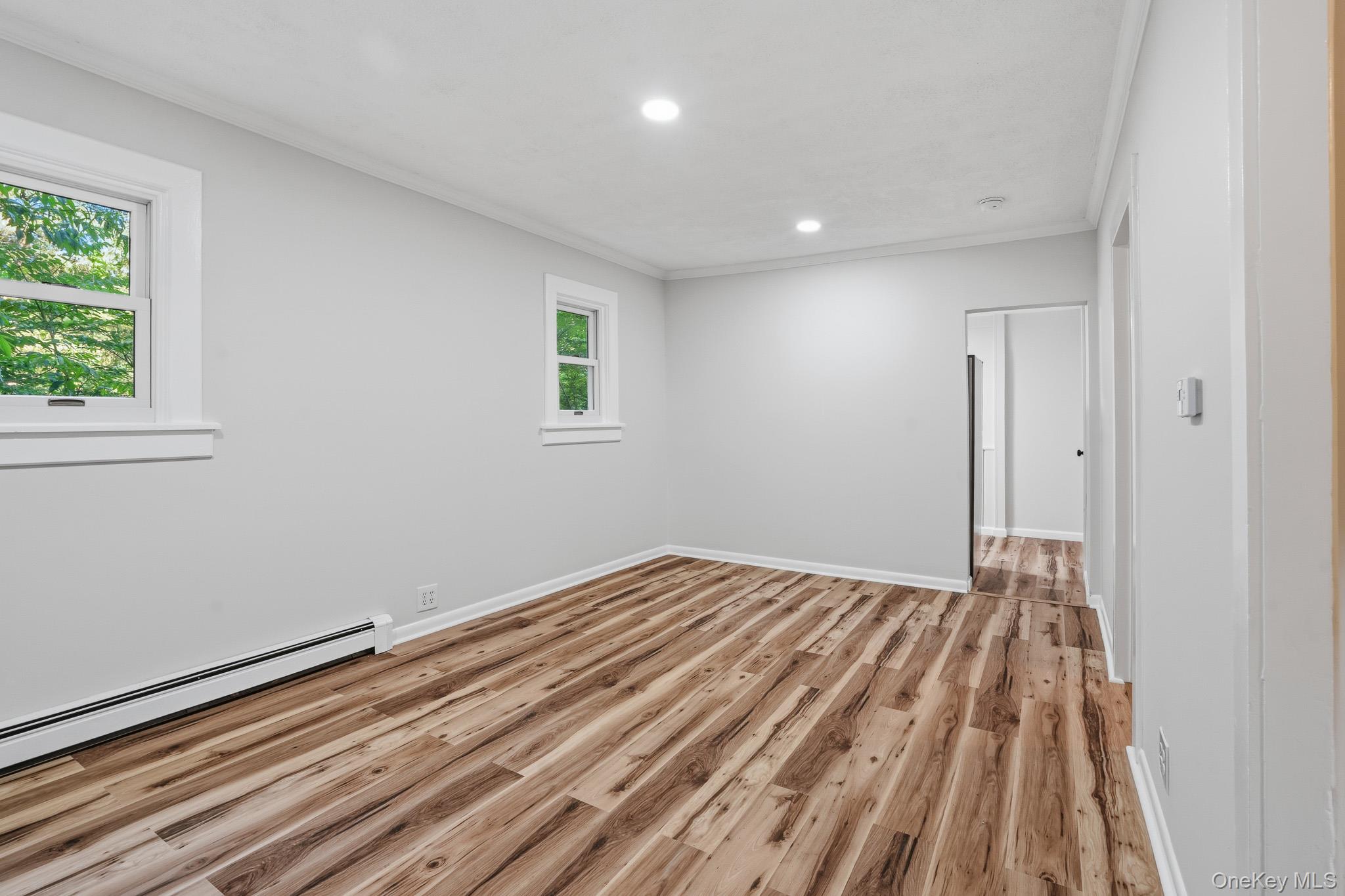 32 Lacona Drive - Photo 3