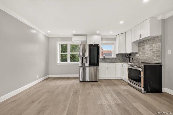 179-49 EVELETH RD, JAMAICA, NY 11434 - Image d8ee470f4823ea3201952584dd41ac1d/587366643
