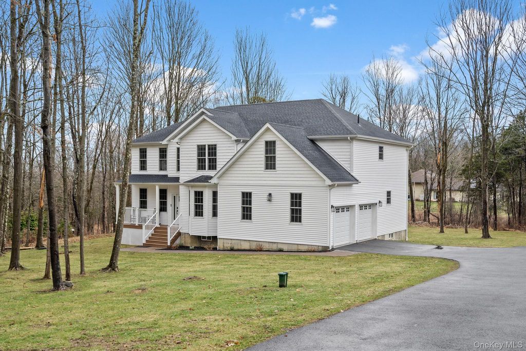 Photo of 159 Rombout Road, Poughkeepsie, NY 12603 (MLS # 973688)