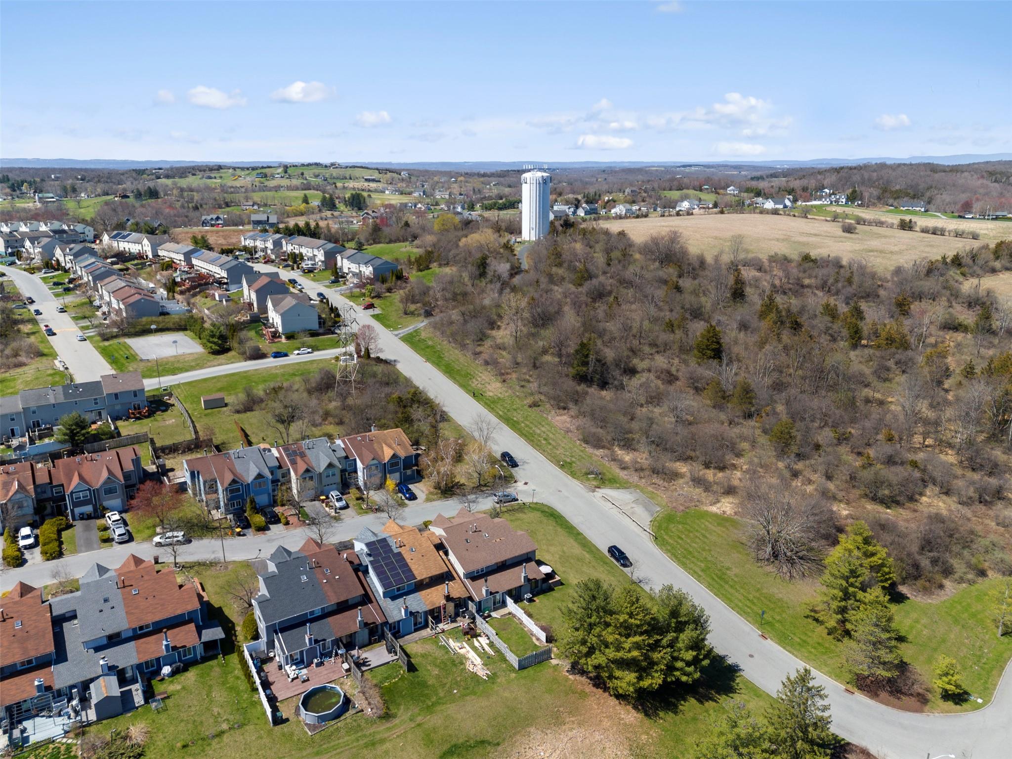 100 Marian Court, Warwick, New York image 36