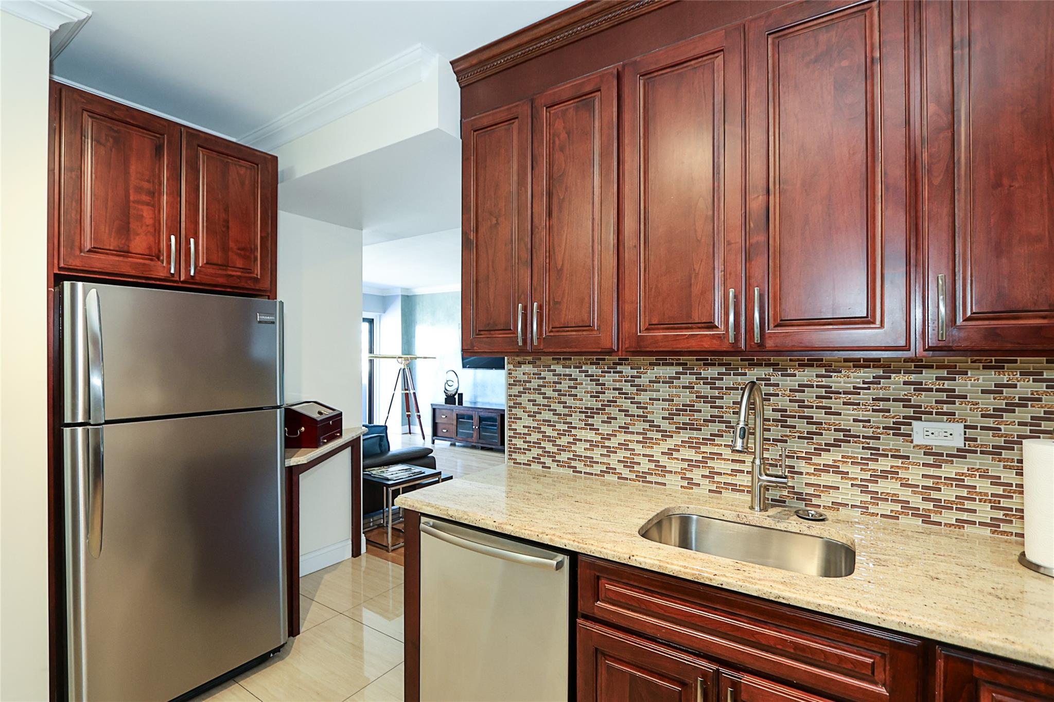 18-15 215th St #17H, Bayside, New York image 15