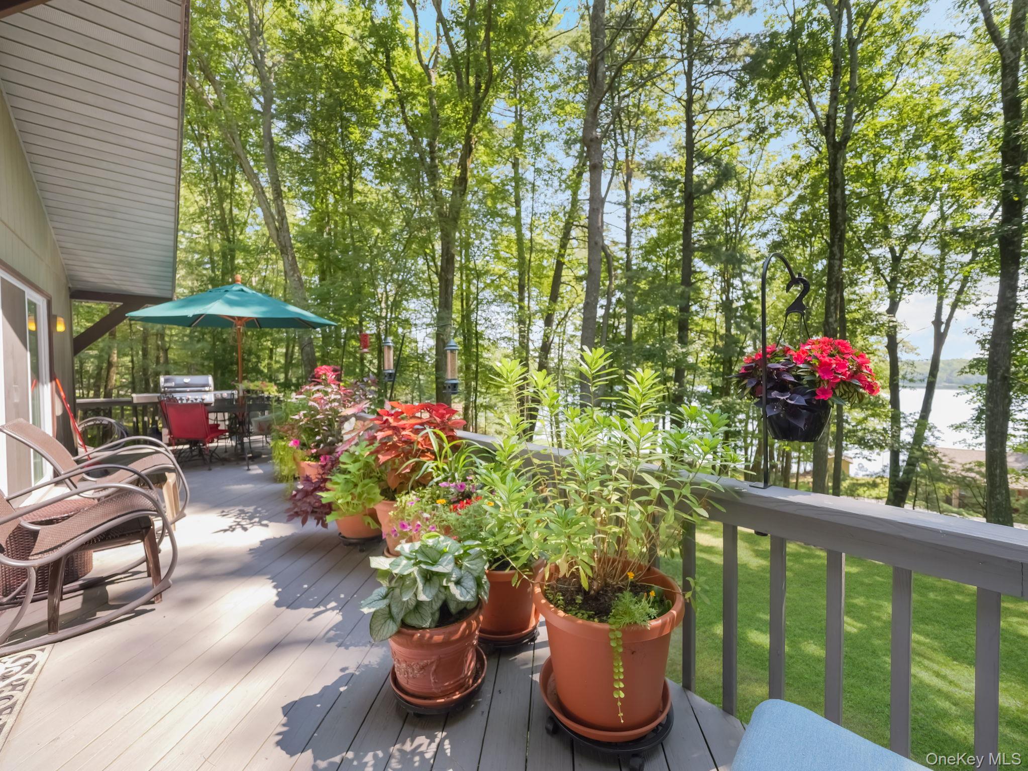 10 Fairway Drive