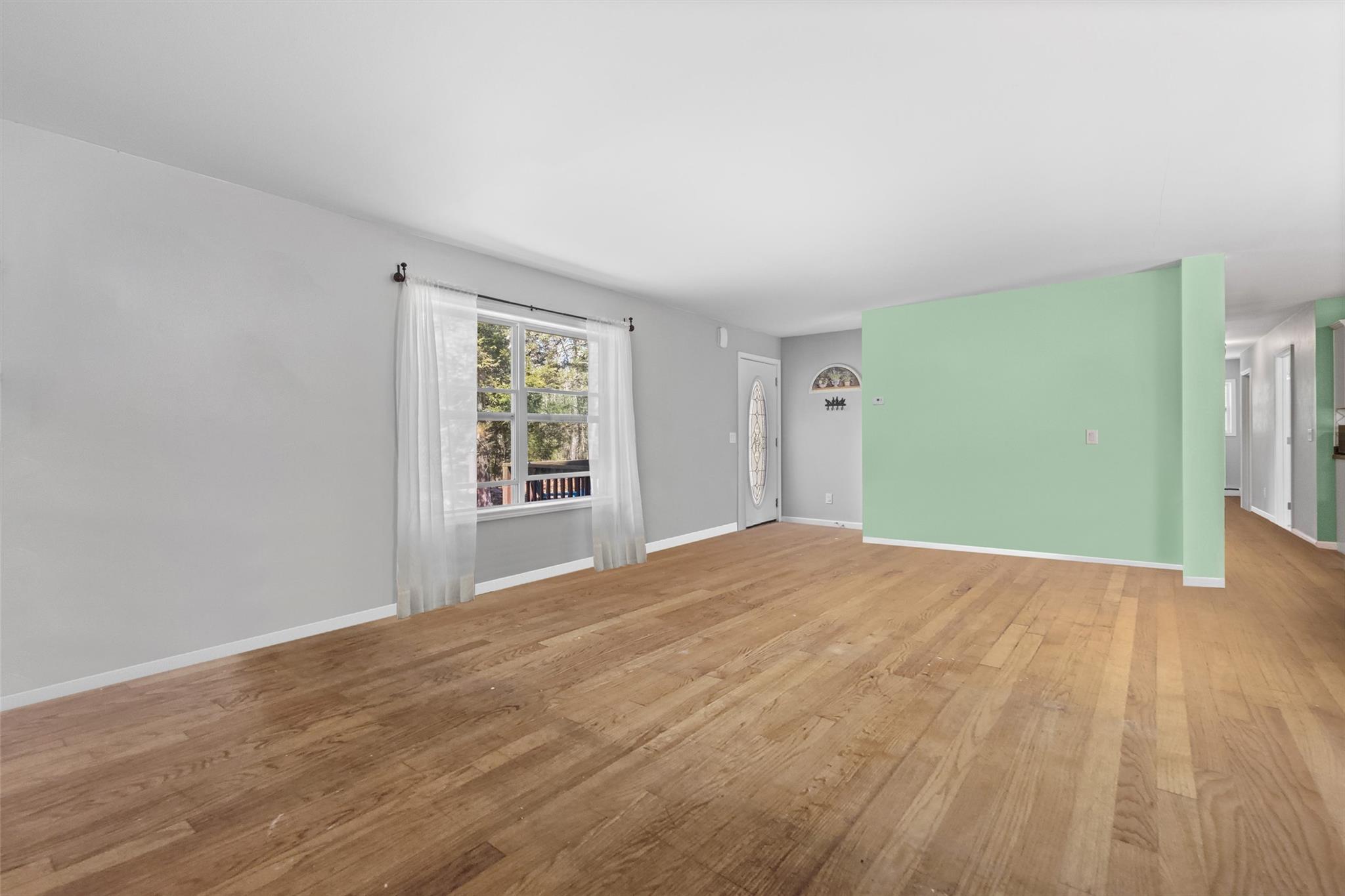 916 Queens Highway, Accord, New York image 5