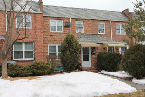 Homes For Sale - 60-59 70th Street<br/> Maspeth, NY 11378