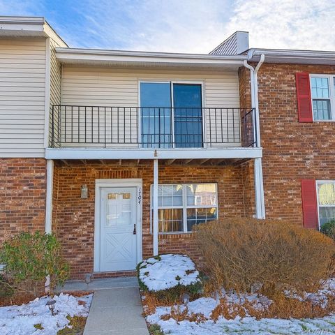 Condo For Rent - 276 Temple Hill Road #1704<br/> New Windsor, NY 12553