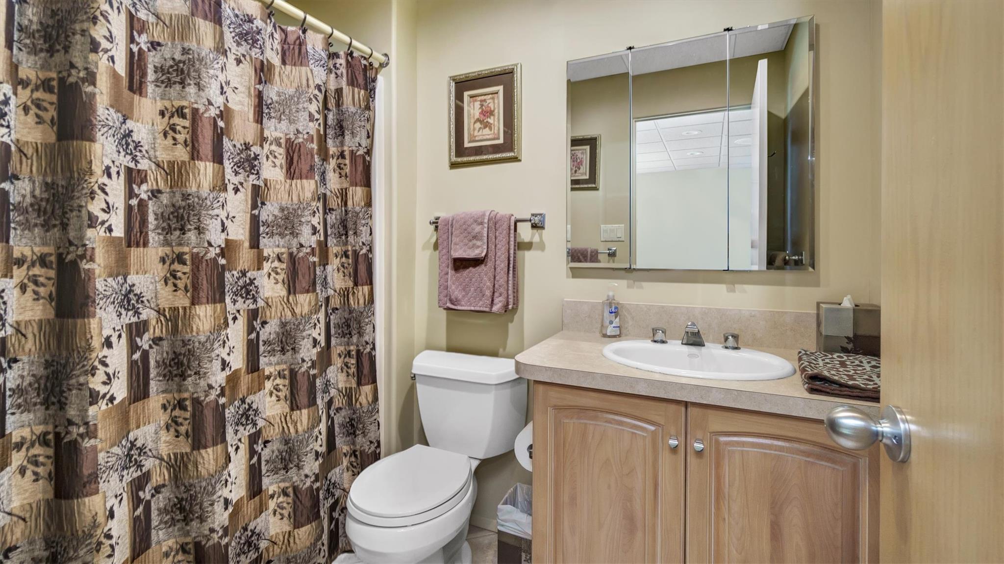 12 Sunset Path, Port Jefferson, New York image 31