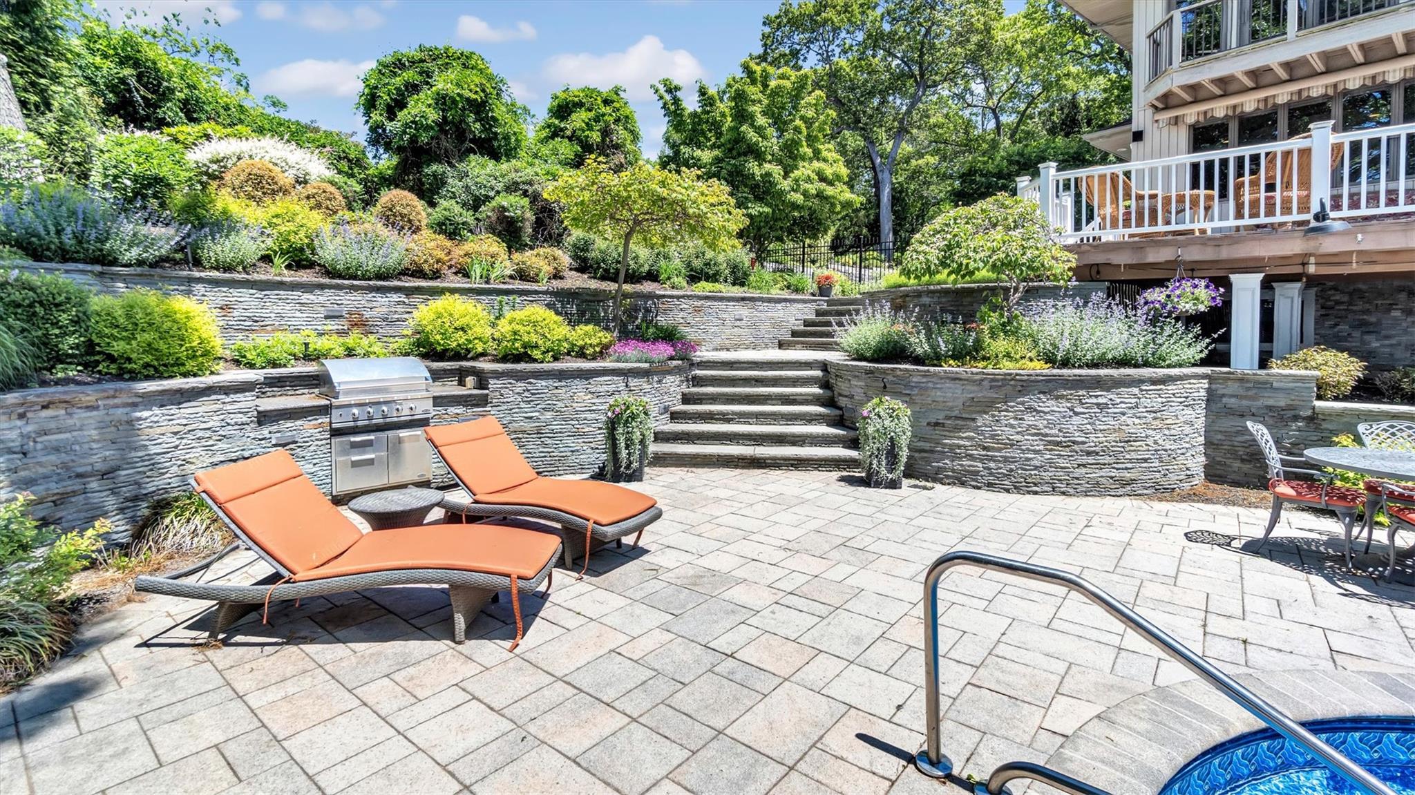 12 Sunset Path, Port Jefferson, New York image 10