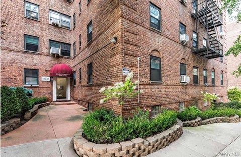 Other For Rent - 102-25 67th Road #4D<br/> Forest Hills, NY 11375