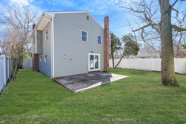 202 Pennsylvania Avenue, Medford, New York image 31