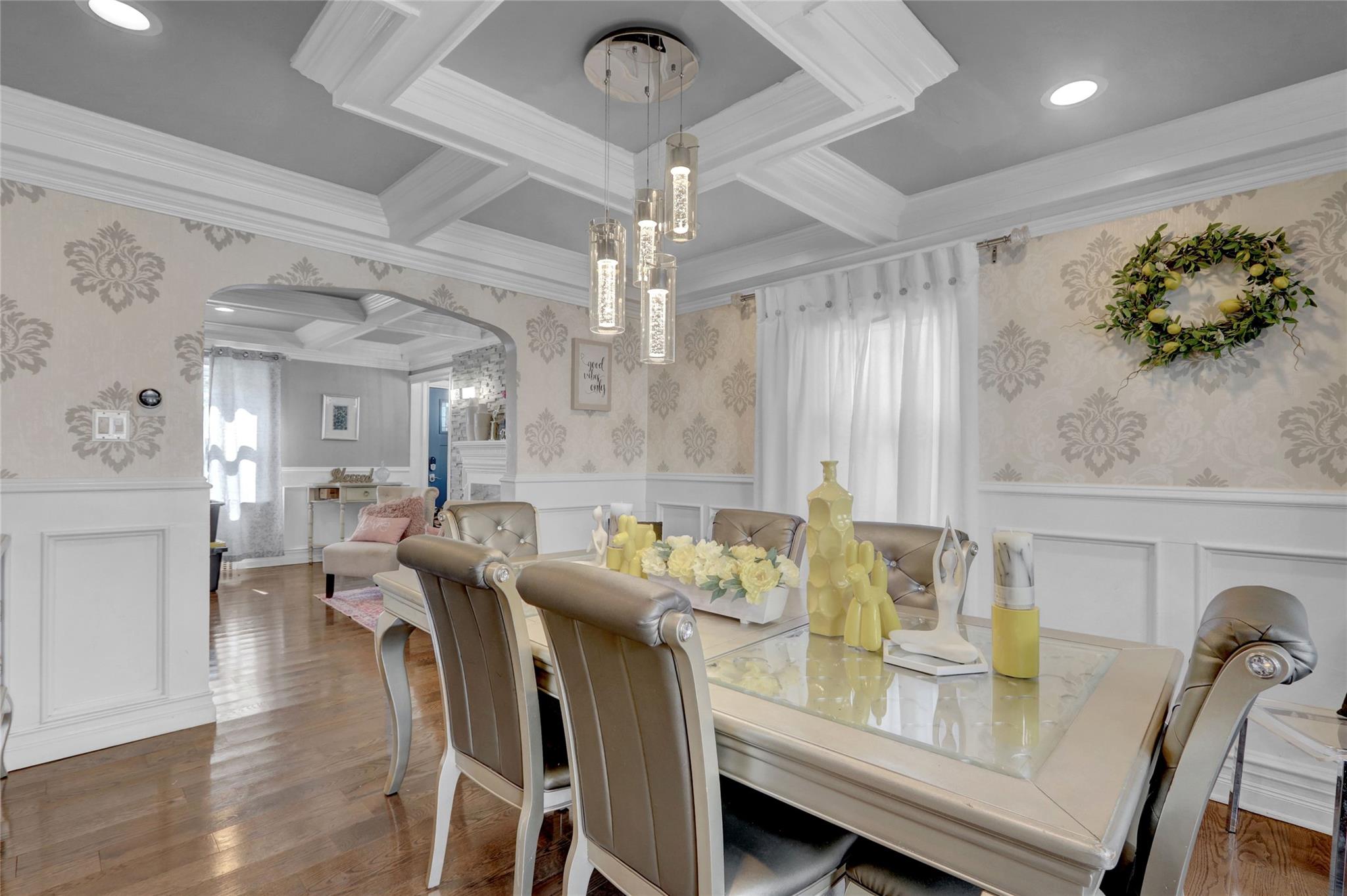 154 California Avenue, Freeport, New York image 6