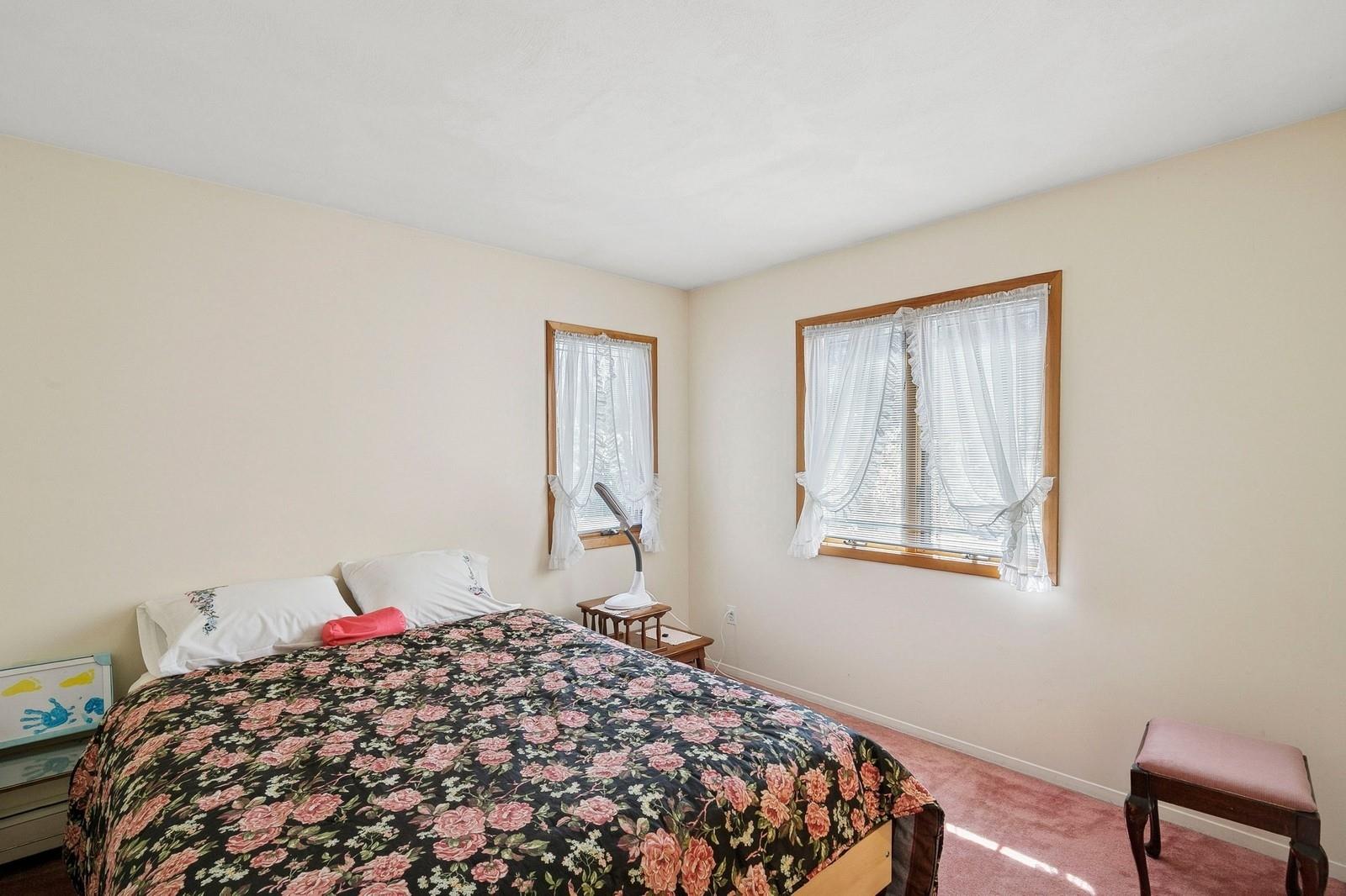 19 S Arbutus Road, Greenlawn, New York image 24