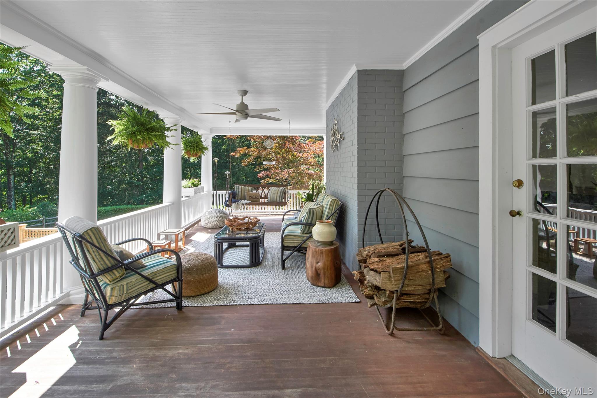 Chappaqua, New York 10514, United States, 6 Bedrooms Bedrooms, ,4 BathroomsBathrooms,Residential,Active,212151