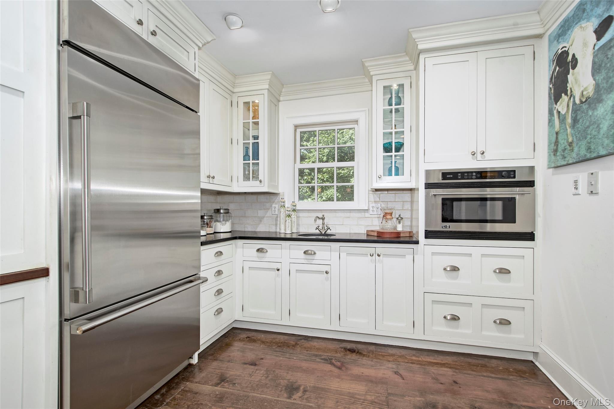 Chappaqua, New York 10514, United States, 6 Bedrooms Bedrooms, ,4 BathroomsBathrooms,Residential,Active,212151