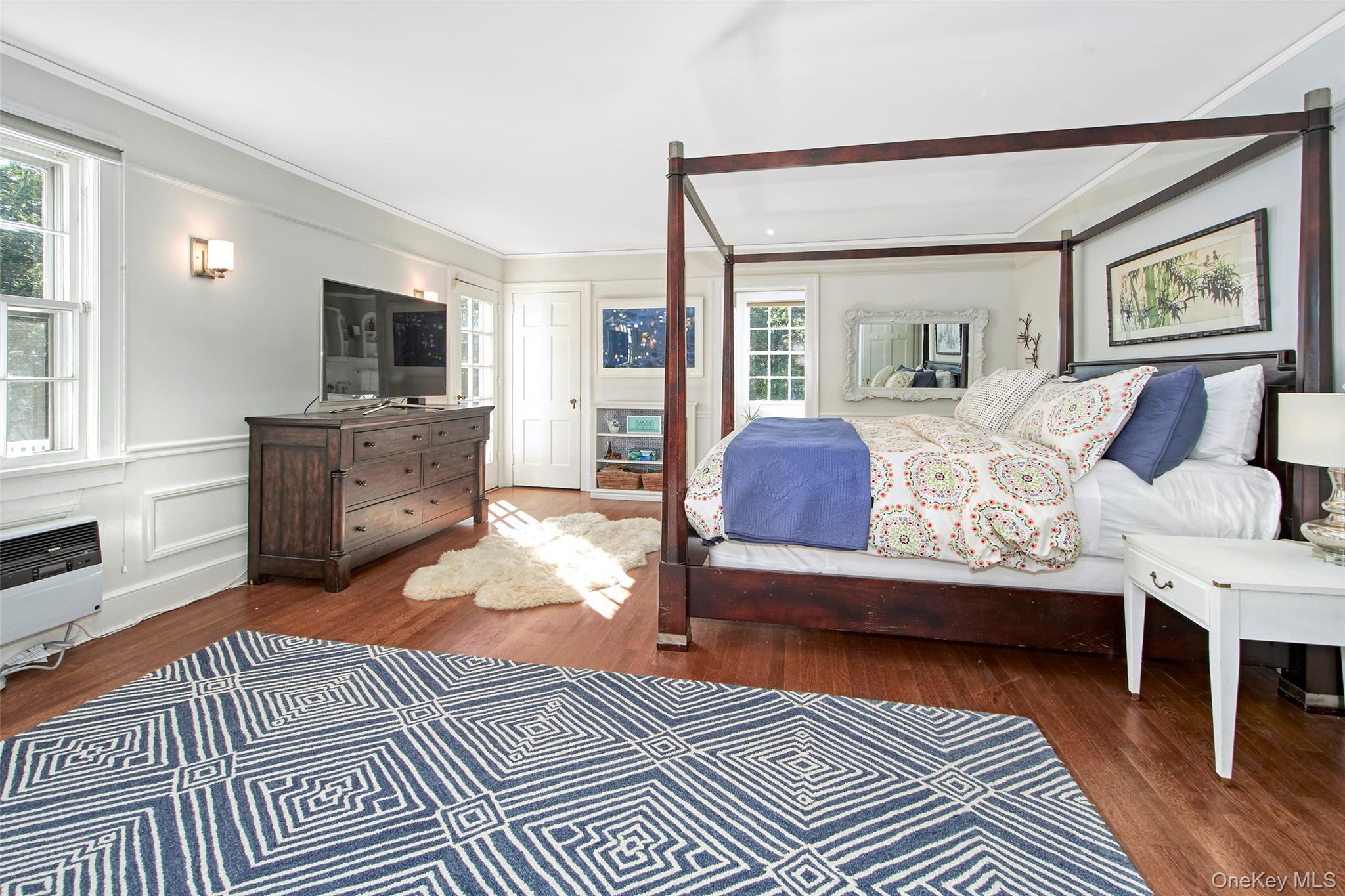 Chappaqua, New York 10514, United States, 6 Bedrooms Bedrooms, ,4 BathroomsBathrooms,Residential,Active,212151