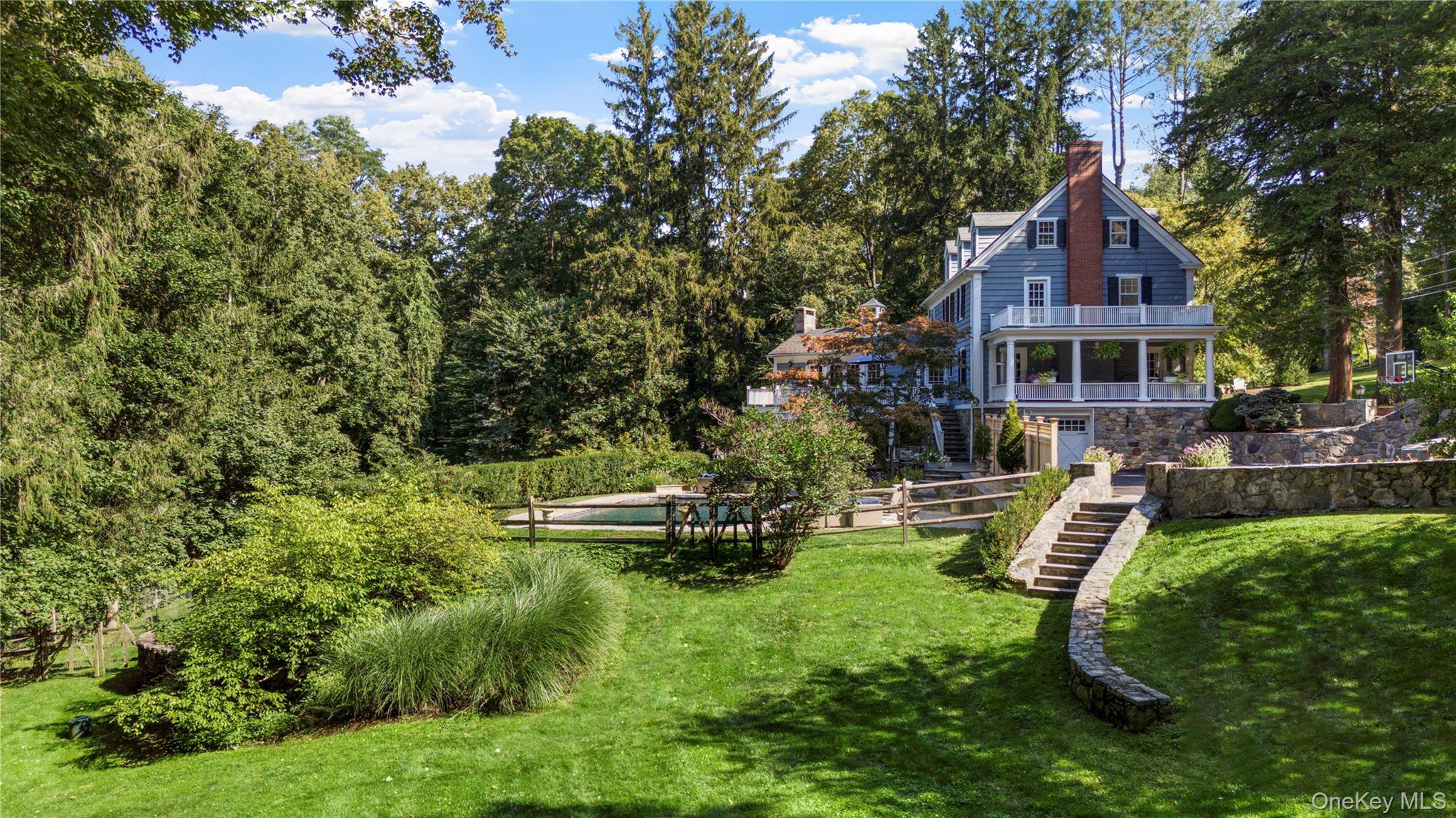 Chappaqua, New York 10514, United States, 6 Bedrooms Bedrooms, ,4 BathroomsBathrooms,Residential,Active,212151