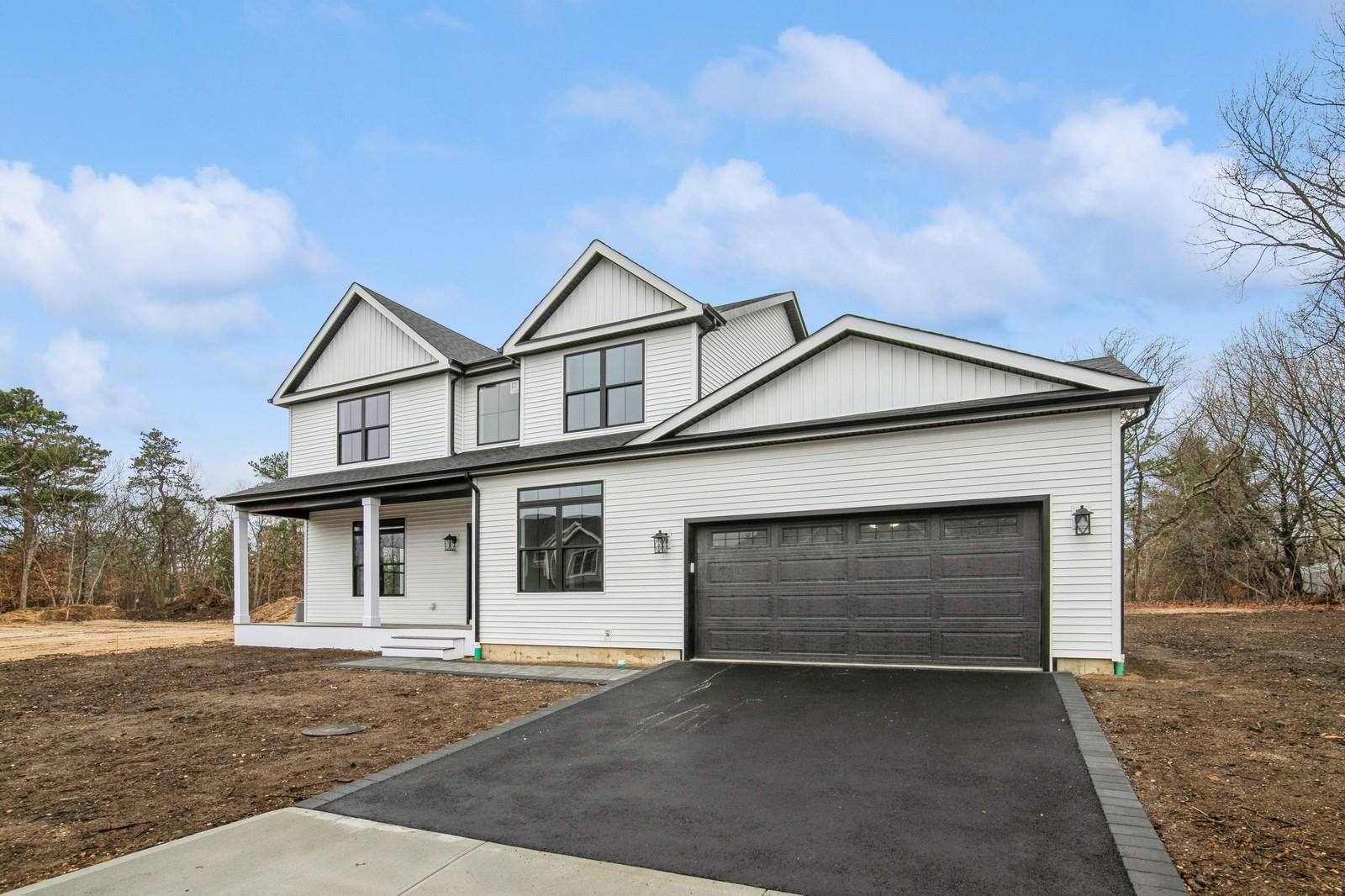 14 Ciliotta Lane, Port Jefferson Station, New York image 2