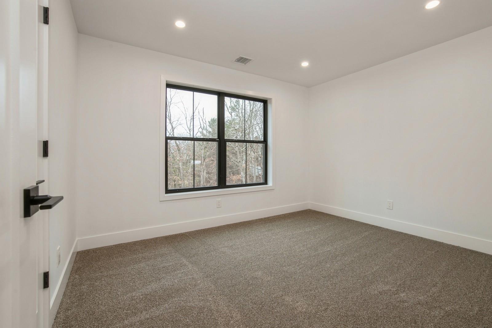 14 Ciliotta Lane, Port Jefferson Station, New York image 24