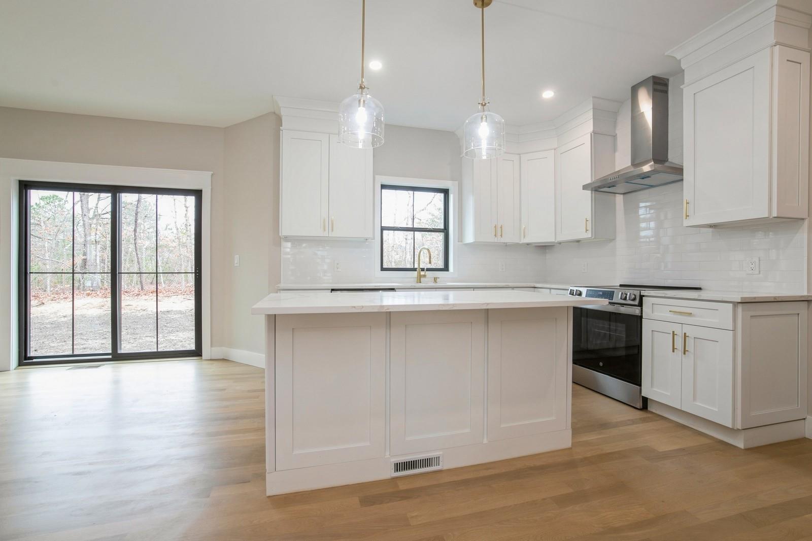 14 Ciliotta Lane, Port Jefferson Station, New York image 16