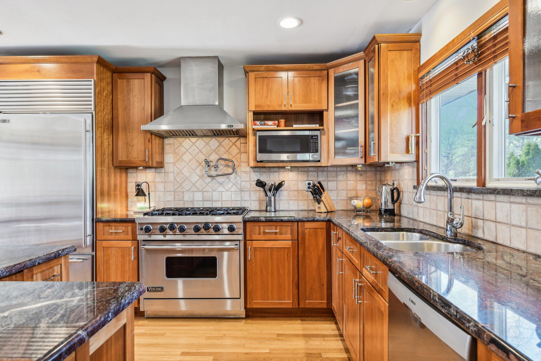 12 Colgate Road, Greenlawn, New York image 13