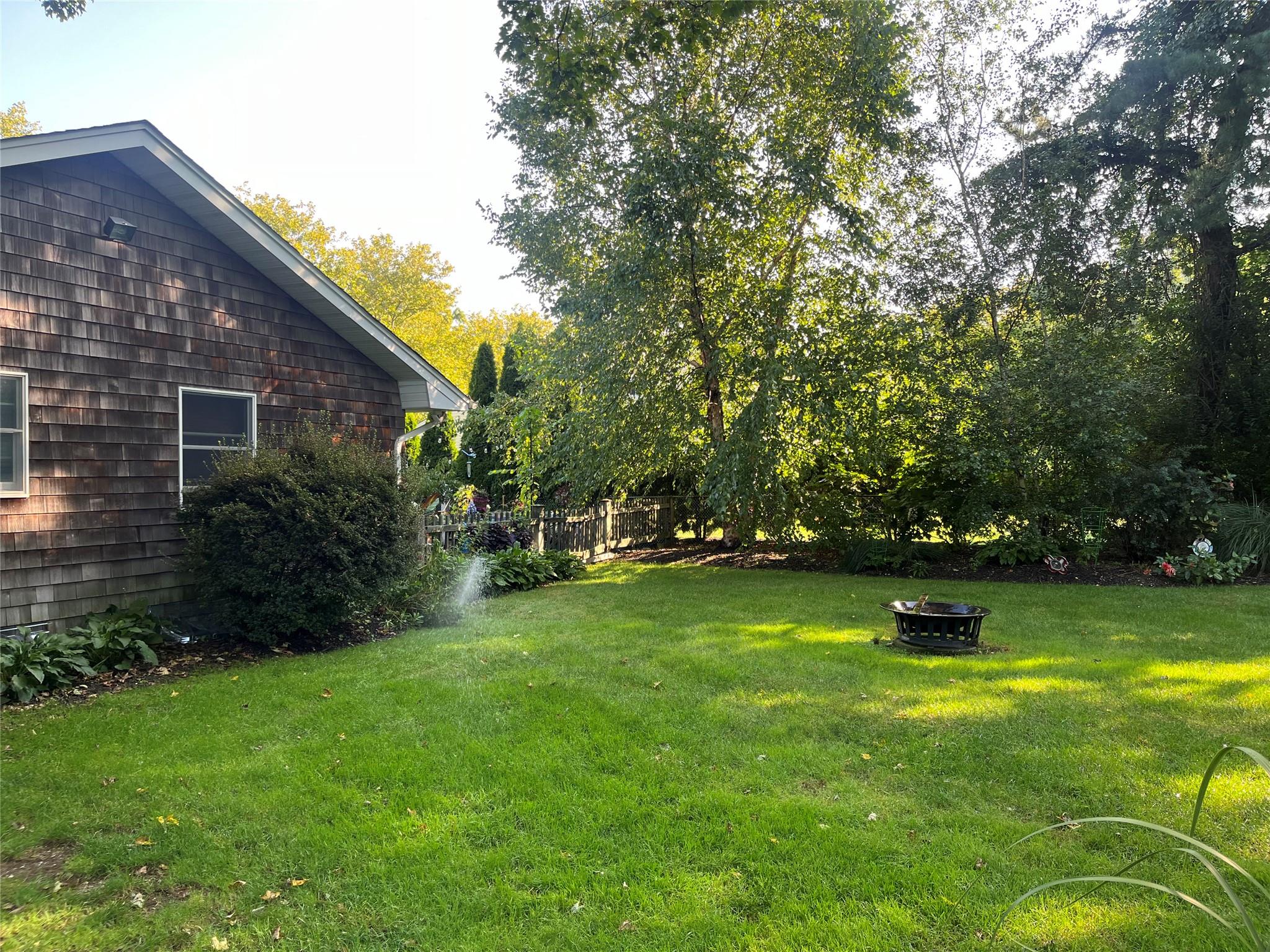 12 Colgate Road, Greenlawn, New York image 34