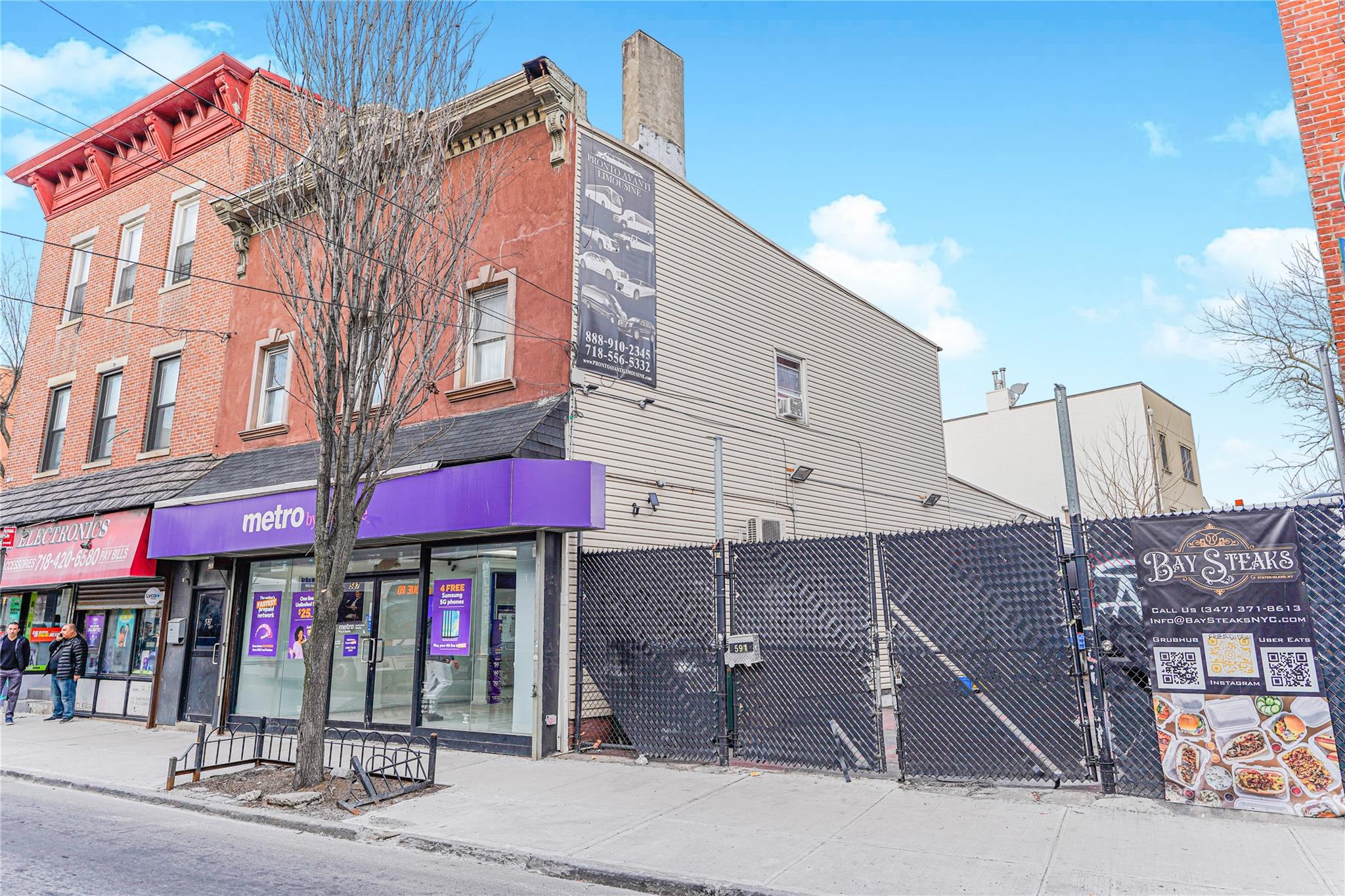 587-591 Bay Street
