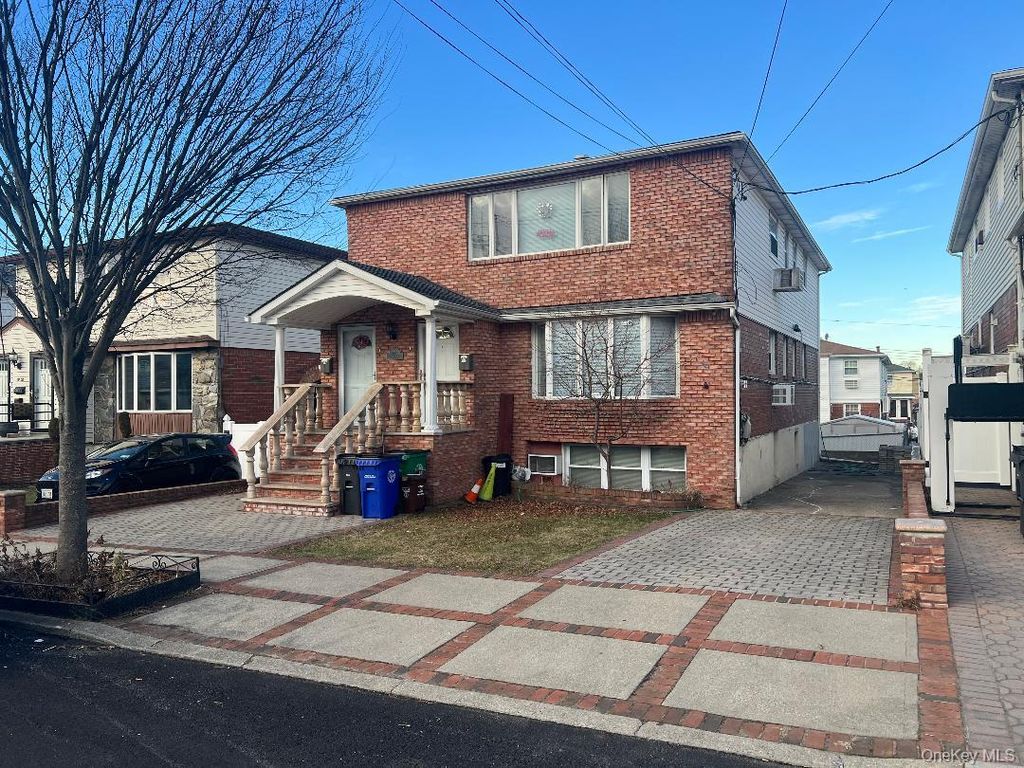 Photo of 155-22 Cohancy Street, Howard Beach, NY 11414 (MLS # 951643)