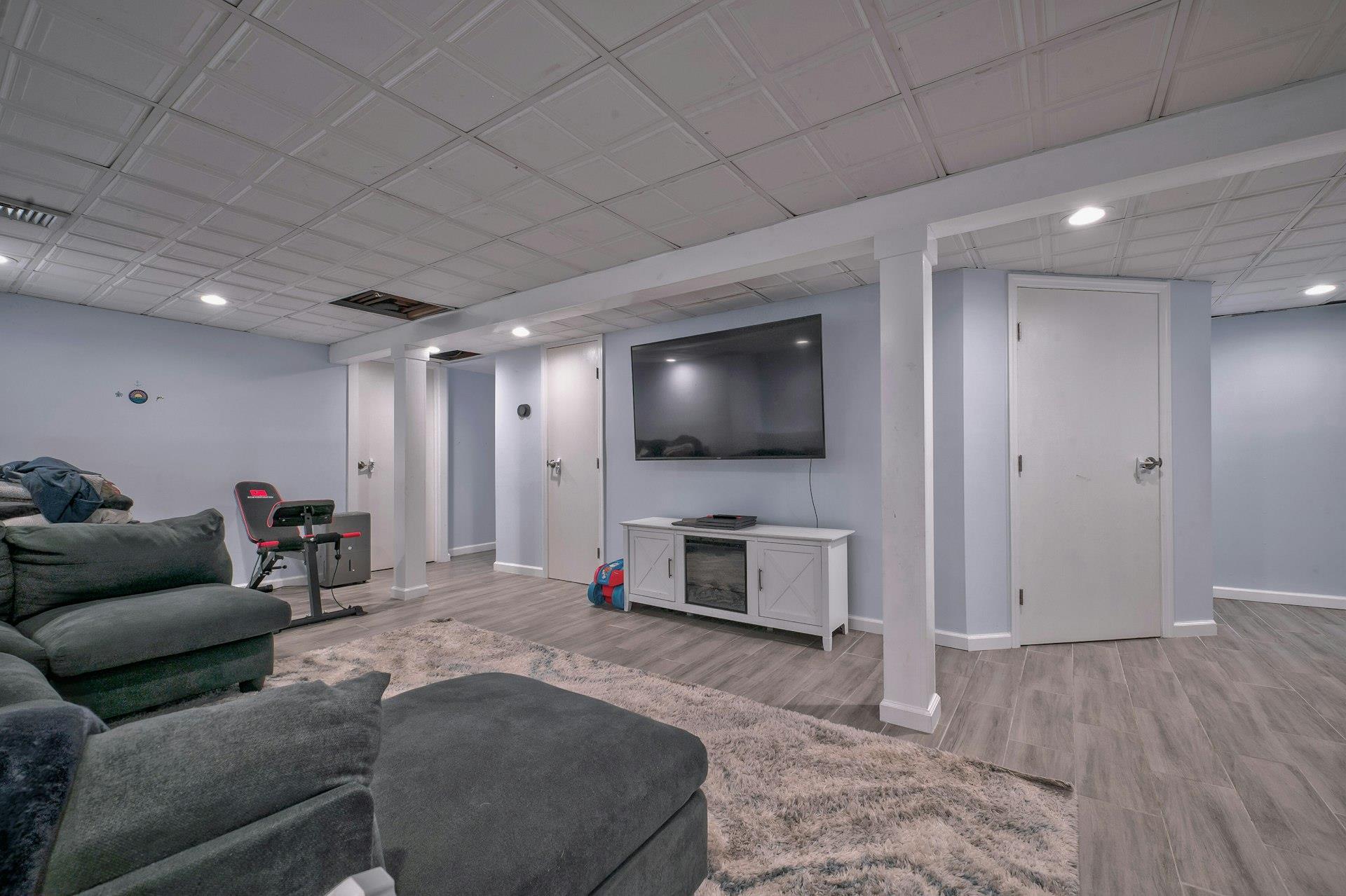 30 Linwood Avenue, Oyster Bay, New York image 20