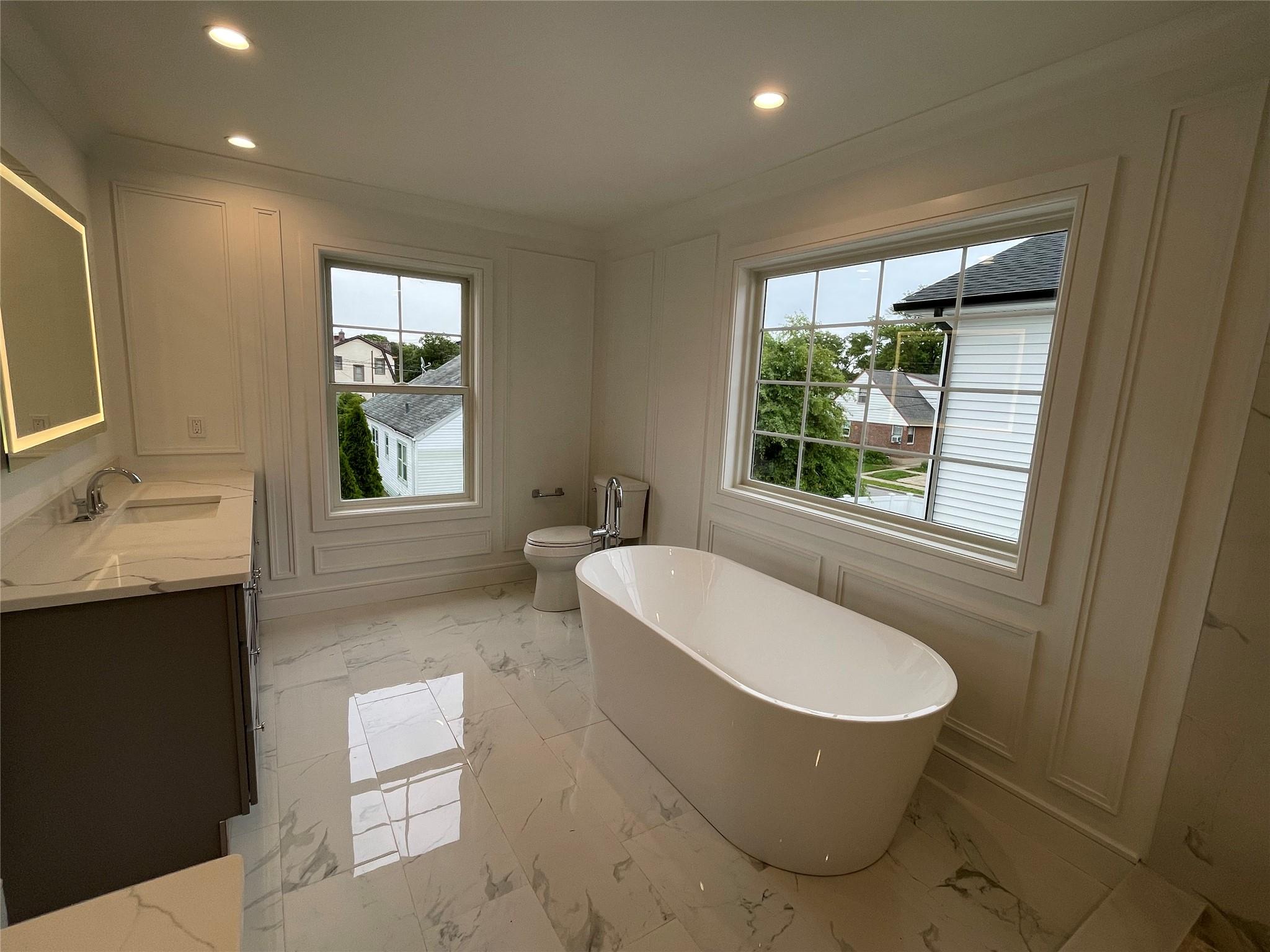 228 Latham Road, Mineola, New York image 19