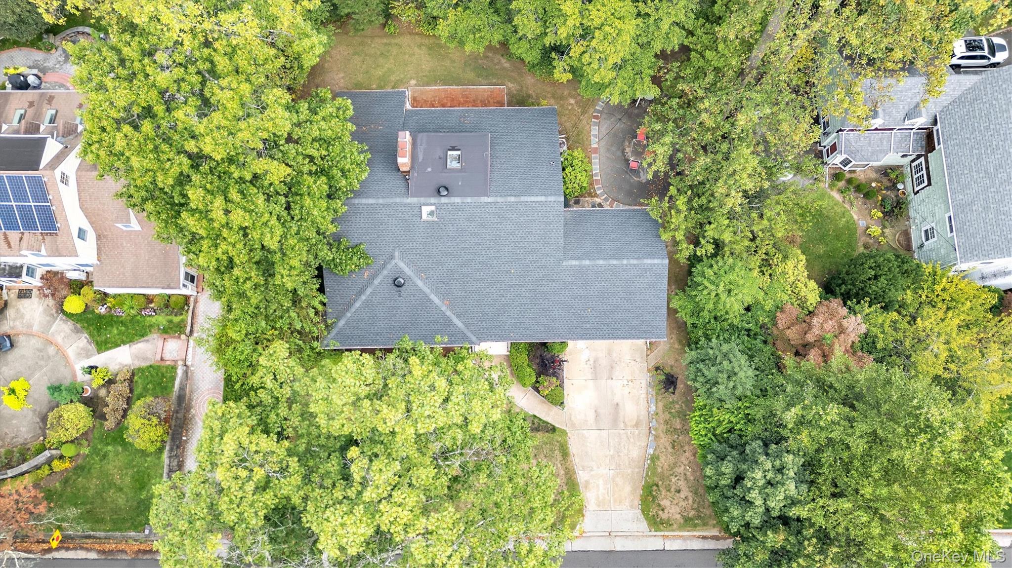 125 Colonial Road