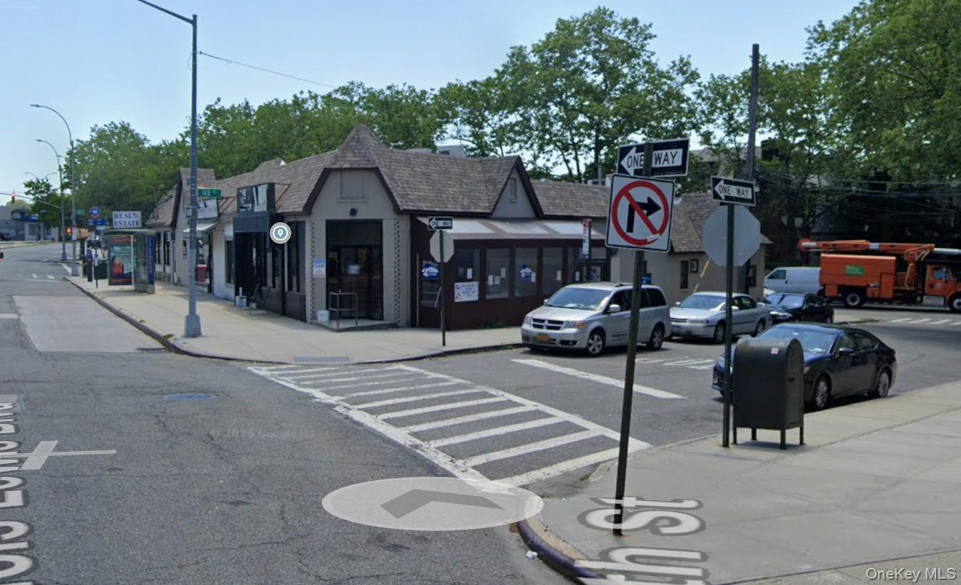 25-60 Francis Lewis Boulevard 6 Unit Retail