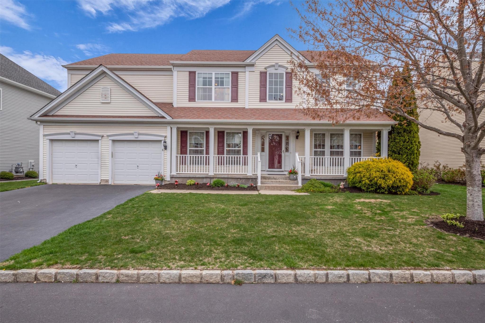 8 Woodstork Drive, Mount Sinai, New York image 29
