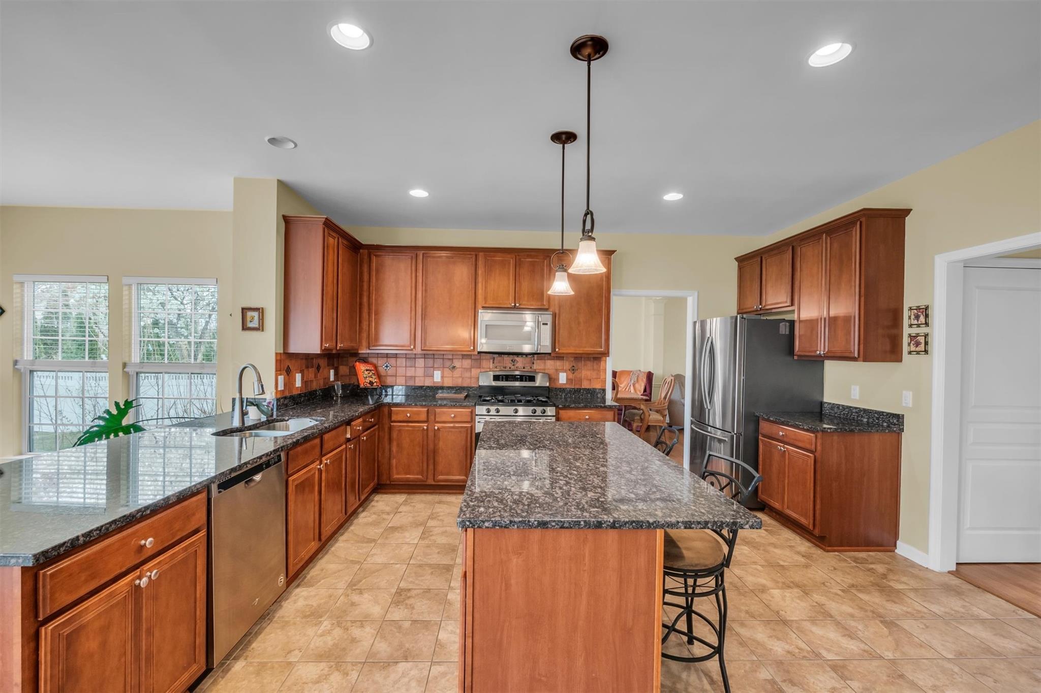 8 Woodstork Drive, Mount Sinai, New York image 5