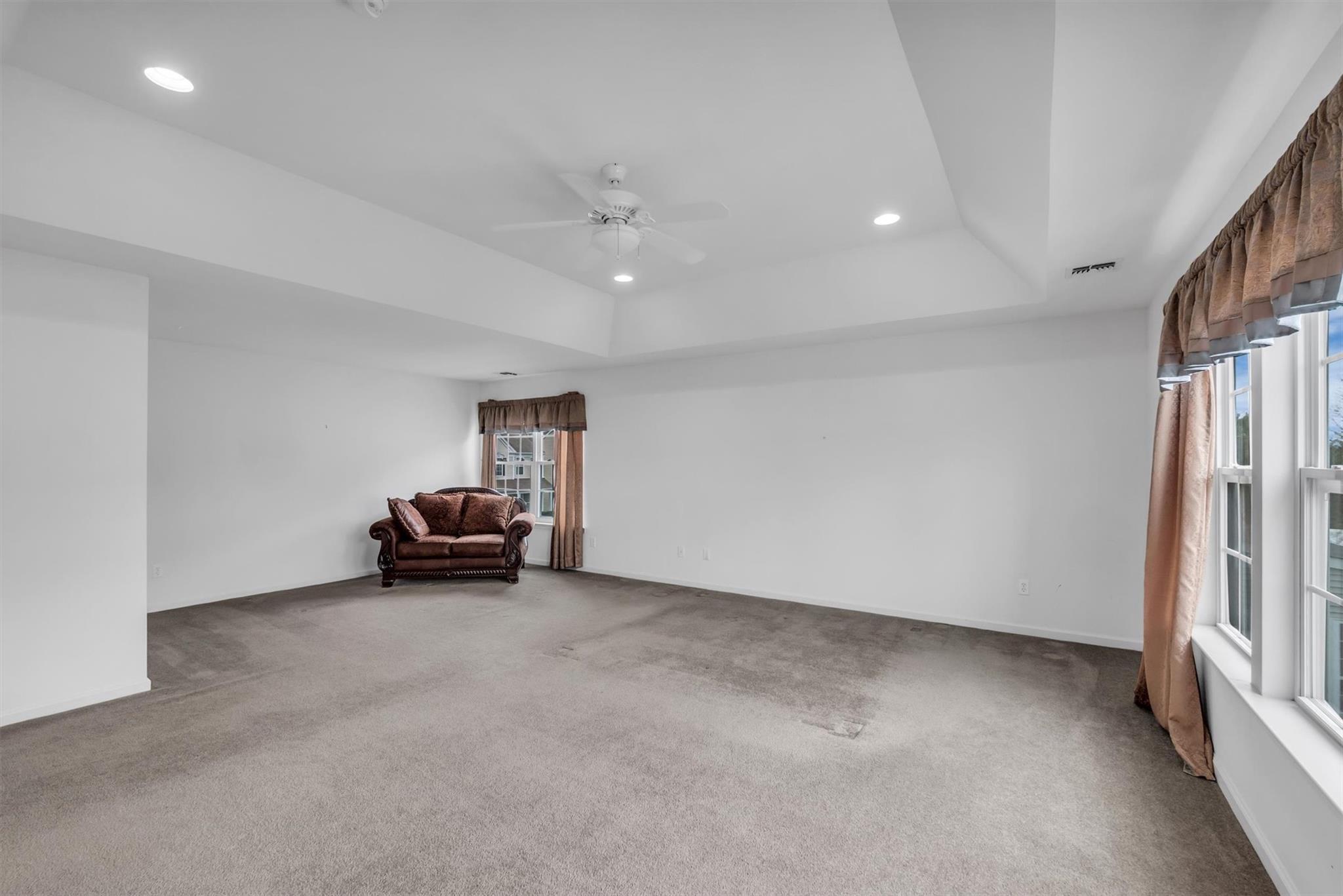 8 Woodstork Drive, Mount Sinai, New York image 15