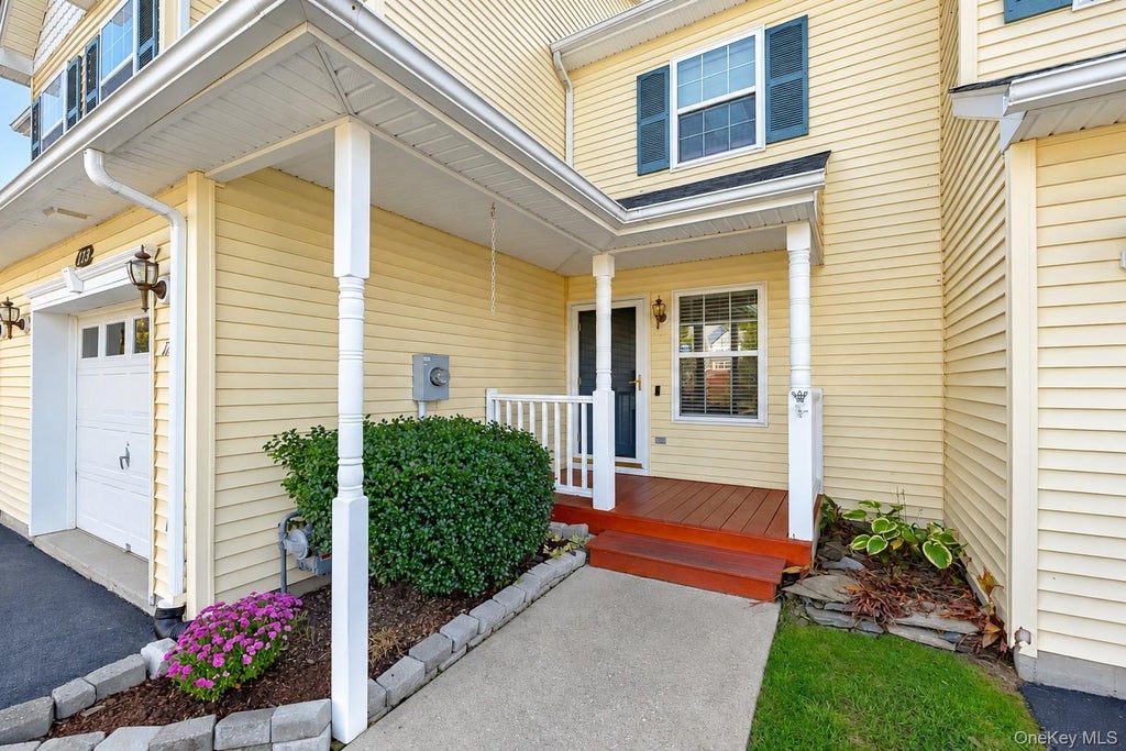 Photo of 173 Pinebrook Drive, Hyde Park, NY 12538 (MLS # 1060629)