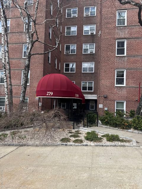 Homes For Sale - 279 North Broadway Street #7E<br/> Yonkers, NY 10701