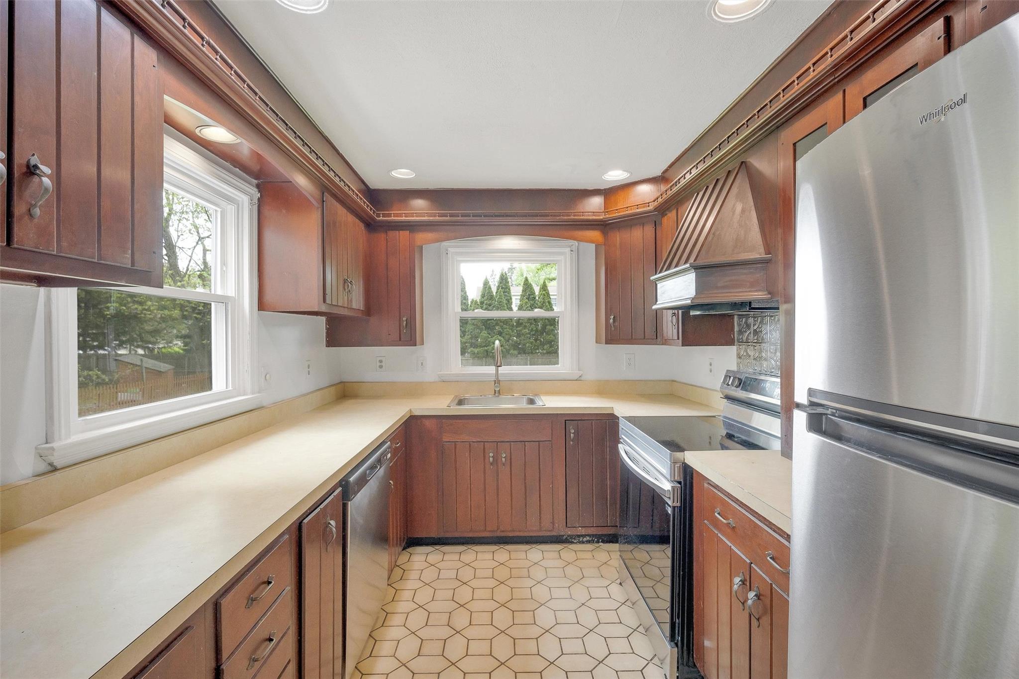 513 Vassar Road, Poughkeepsie, New York image 12