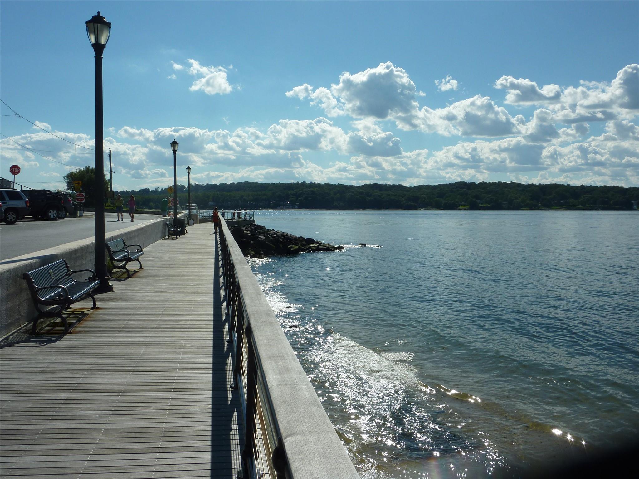 Glen Cove, New York 11542, United States, 2 Bedrooms Bedrooms, ,1 BathroomBathrooms,Residential,Active,26407