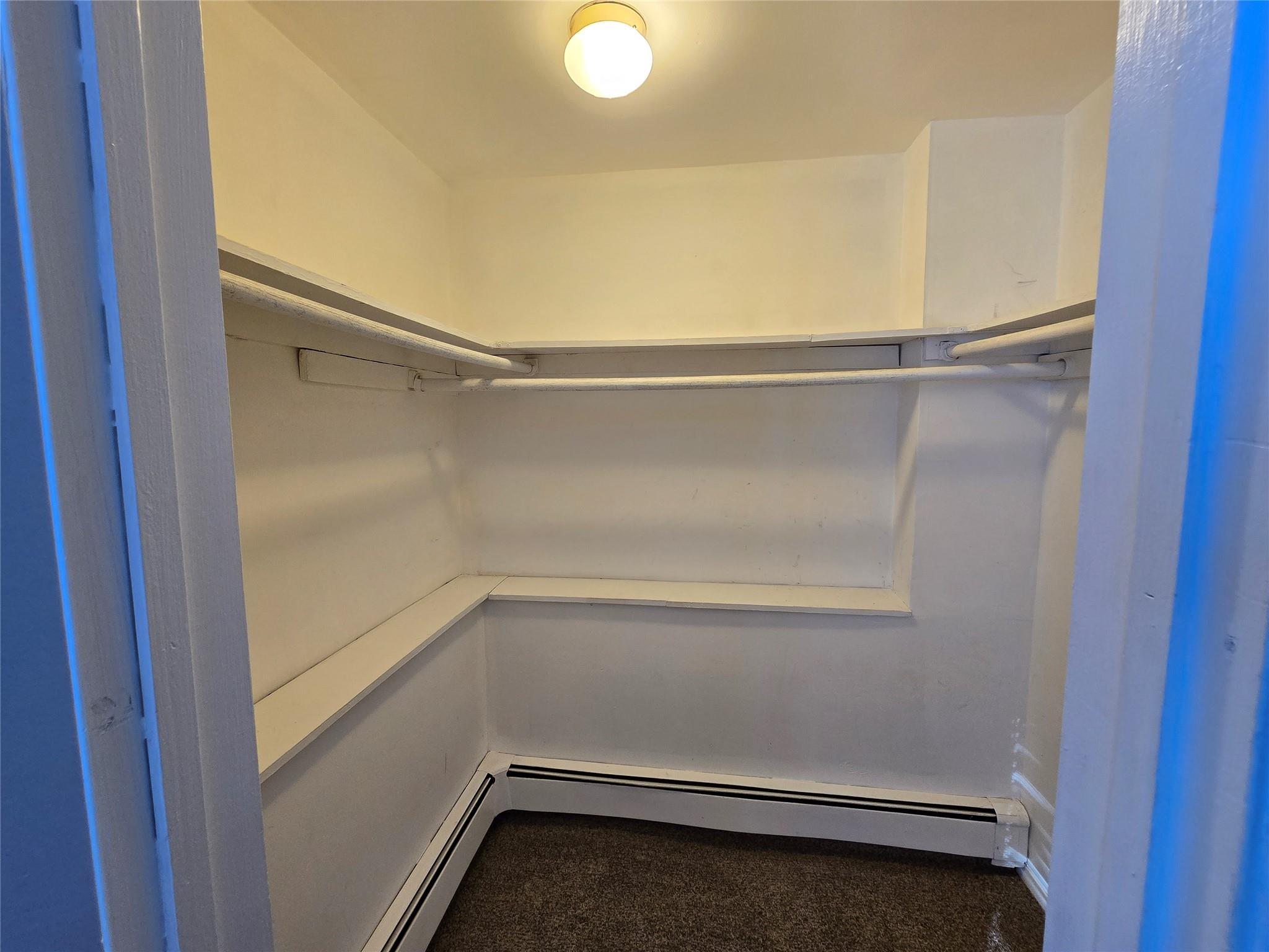 Glen Cove, New York 11542, United States, 2 Bedrooms Bedrooms, ,1 BathroomBathrooms,Residential,Active,26407