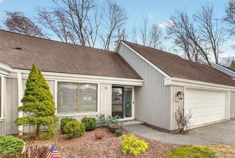 Condo For Sale - 969 Heritage Hills #D<br/> Somers, NY 10589