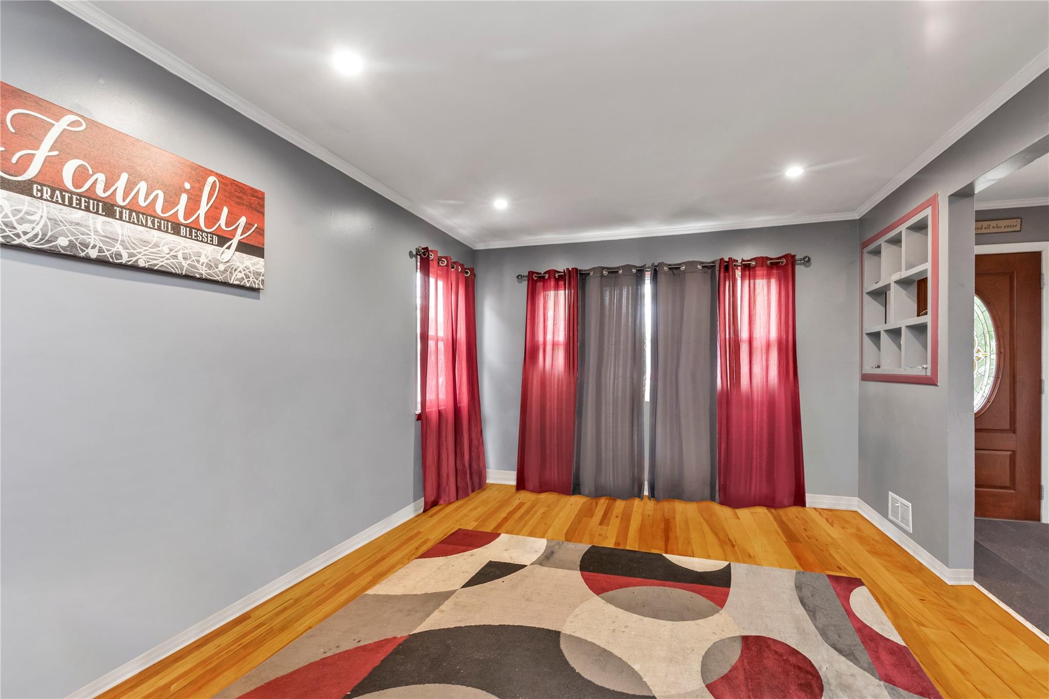 257-45 149th Road, Rosedale, New York image 2