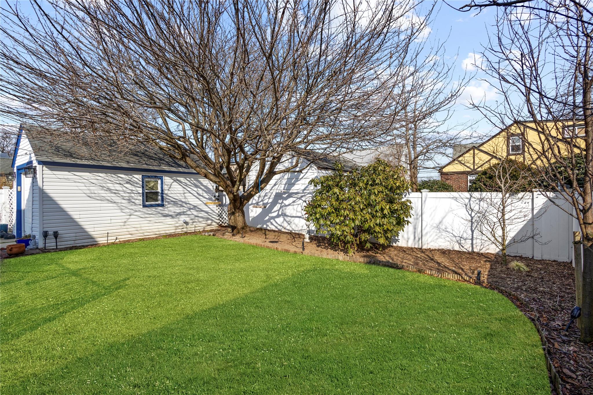 44 Croyden Street, Malverne, New York image 27