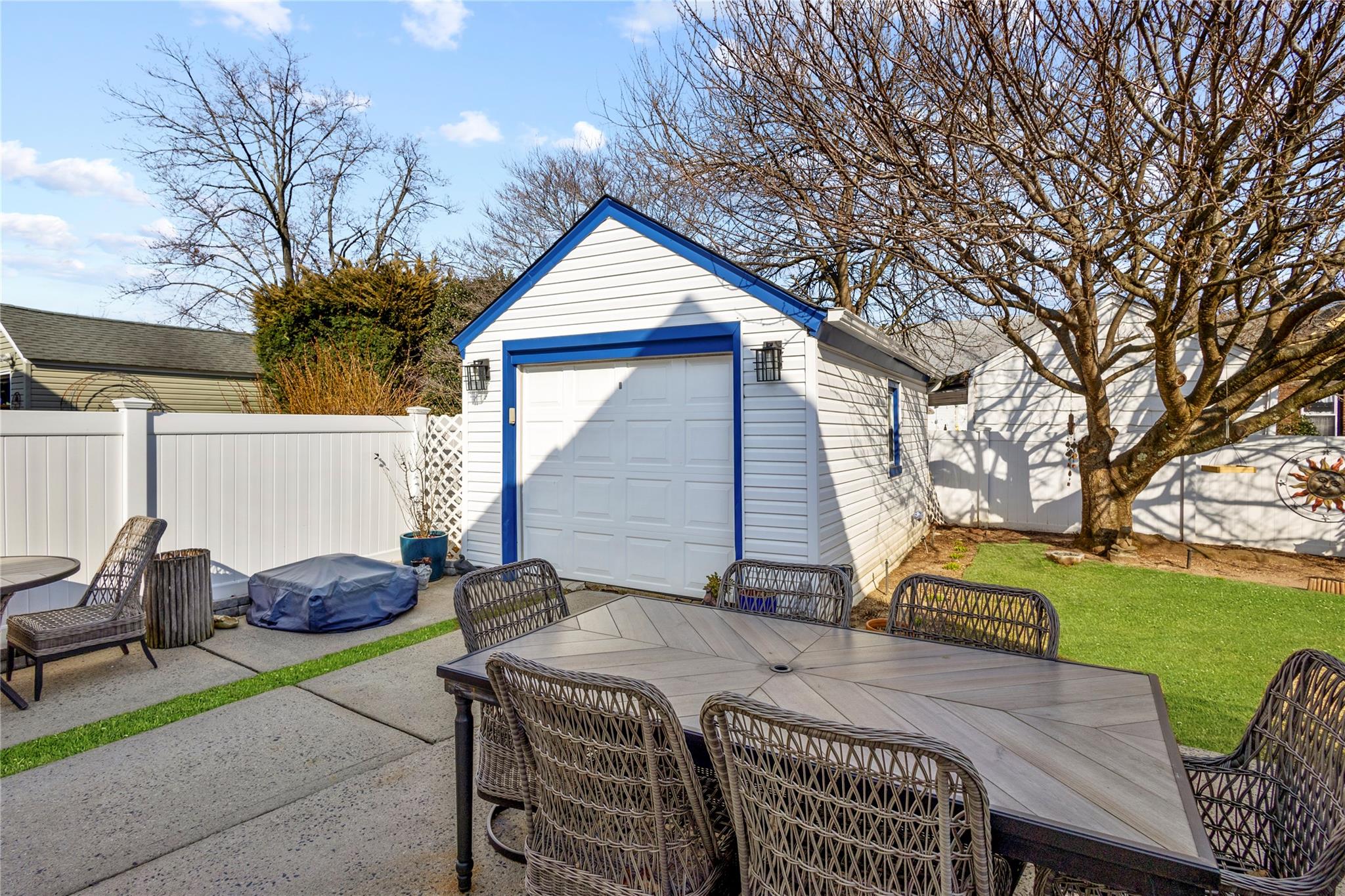 44 Croyden Street, Malverne, New York image 30