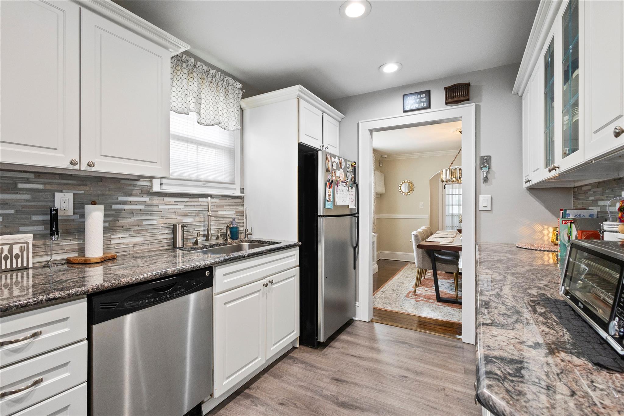 44 Croyden Street, Malverne, New York image 17