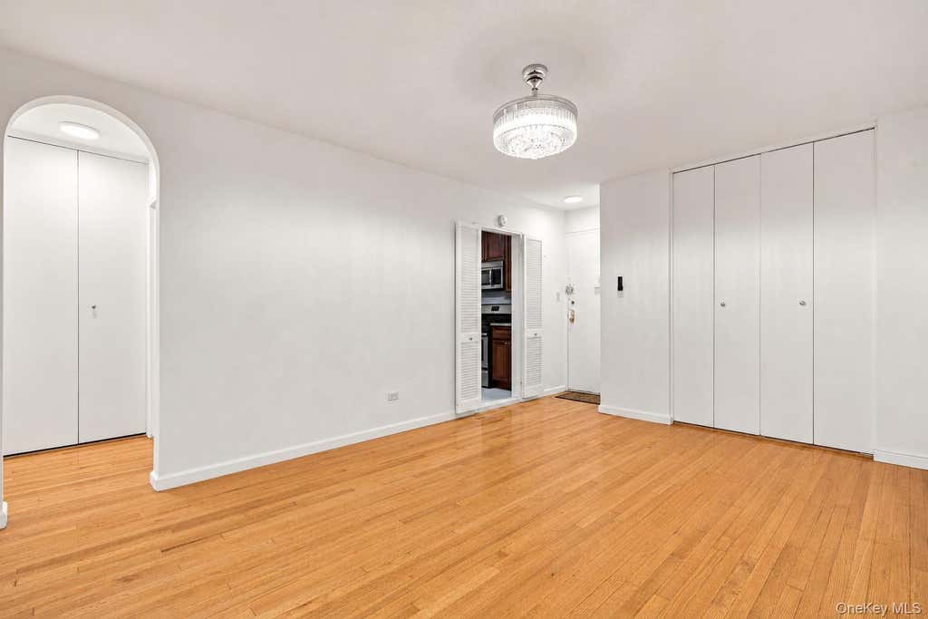 Photo of 665 Thwaites Place #3A, Bronx, NY 10467 (MLS # 1033753)