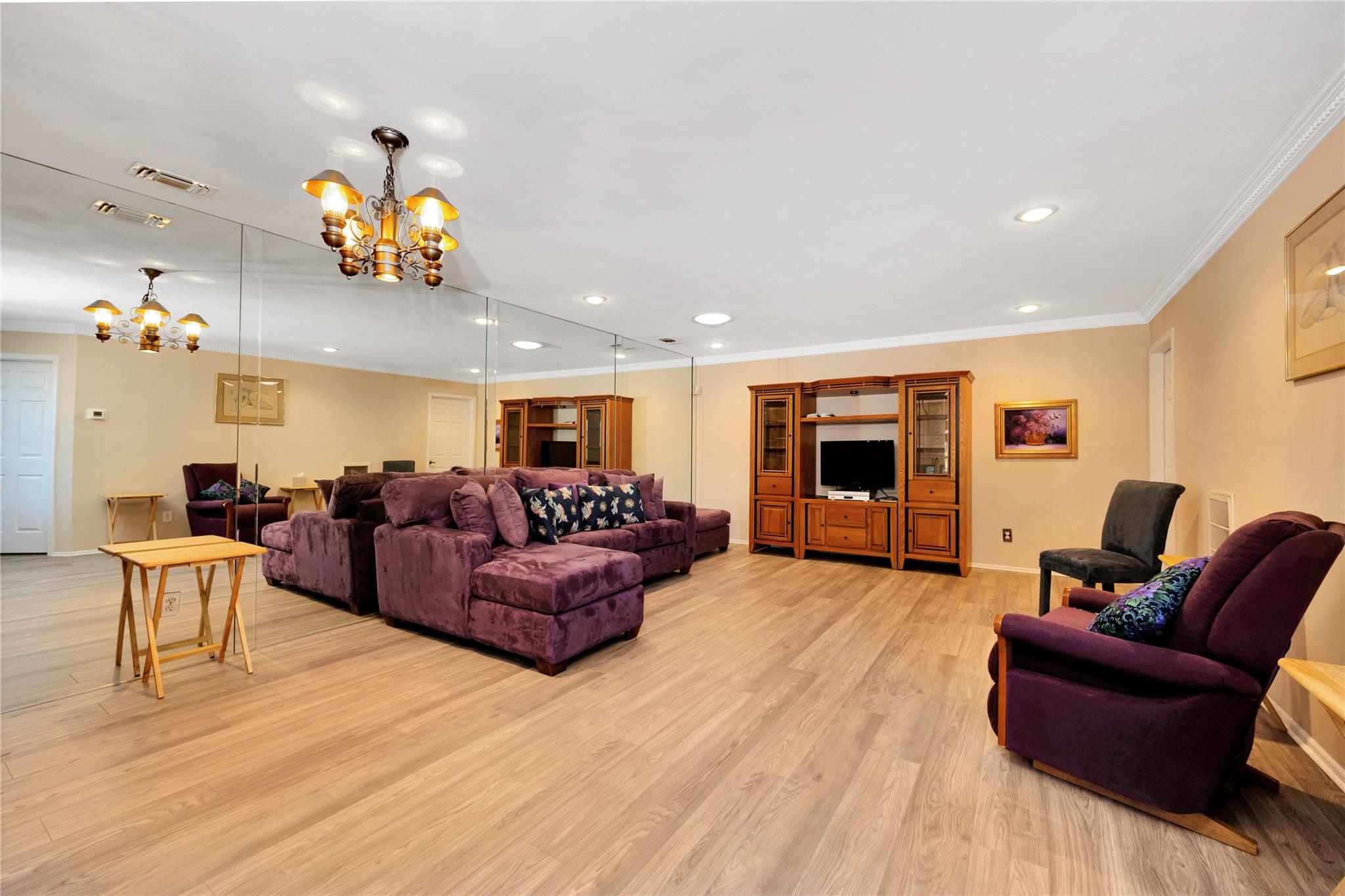 36 Theodore Drive, Coram, New York image 8