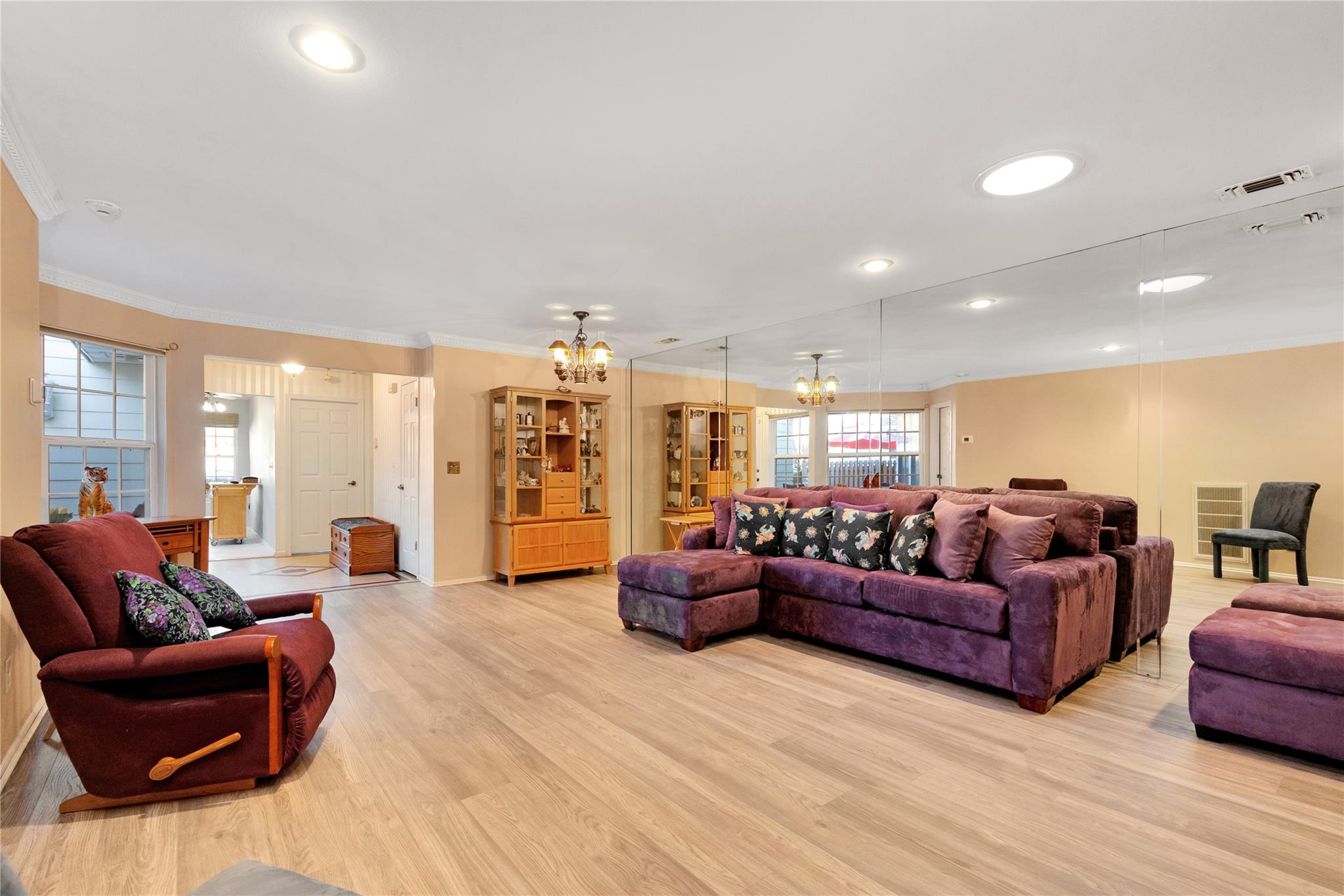 36 Theodore Drive, Coram, New York image 9