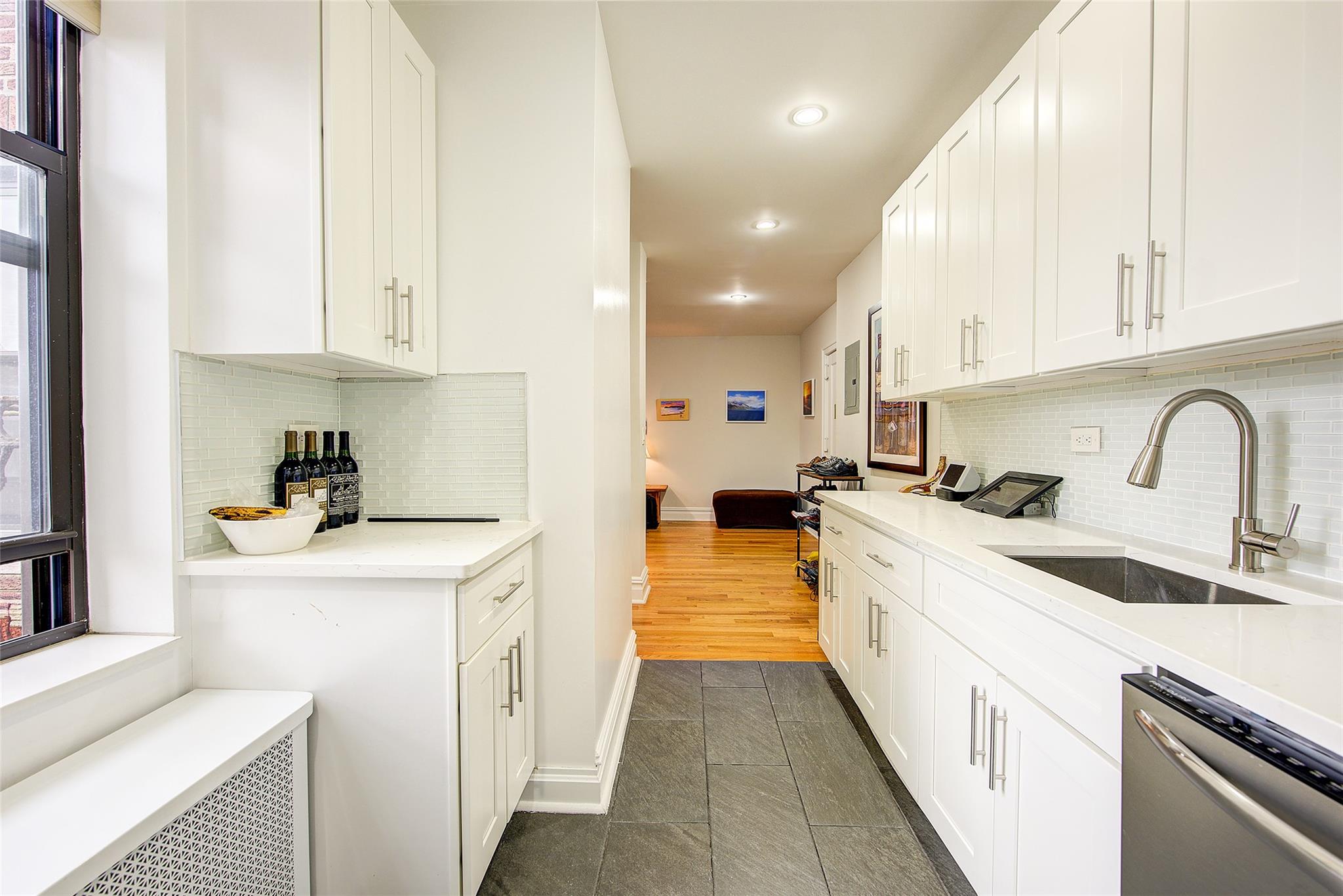 109-20 S Queens Boulevard #6D, Forest Hills, Florida image 4
