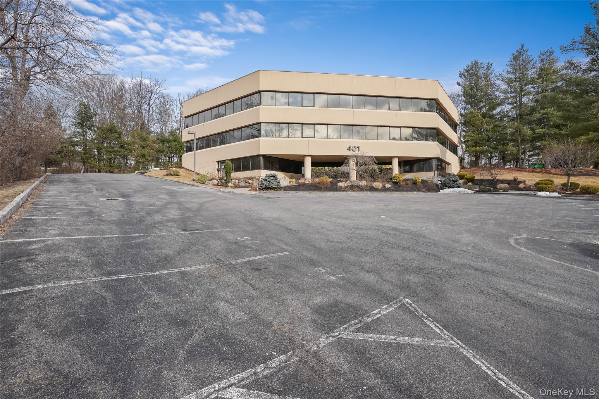 Valhalla, New York 10595, United States, ,Commercial,Active,253425