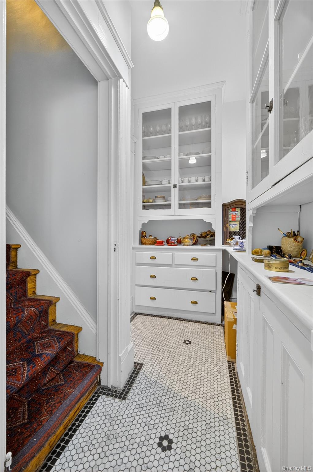 Poughkeepsie, New York 12601, United States, 4 Bedrooms Bedrooms, ,2 BathroomsBathrooms,Residential,Active,233626