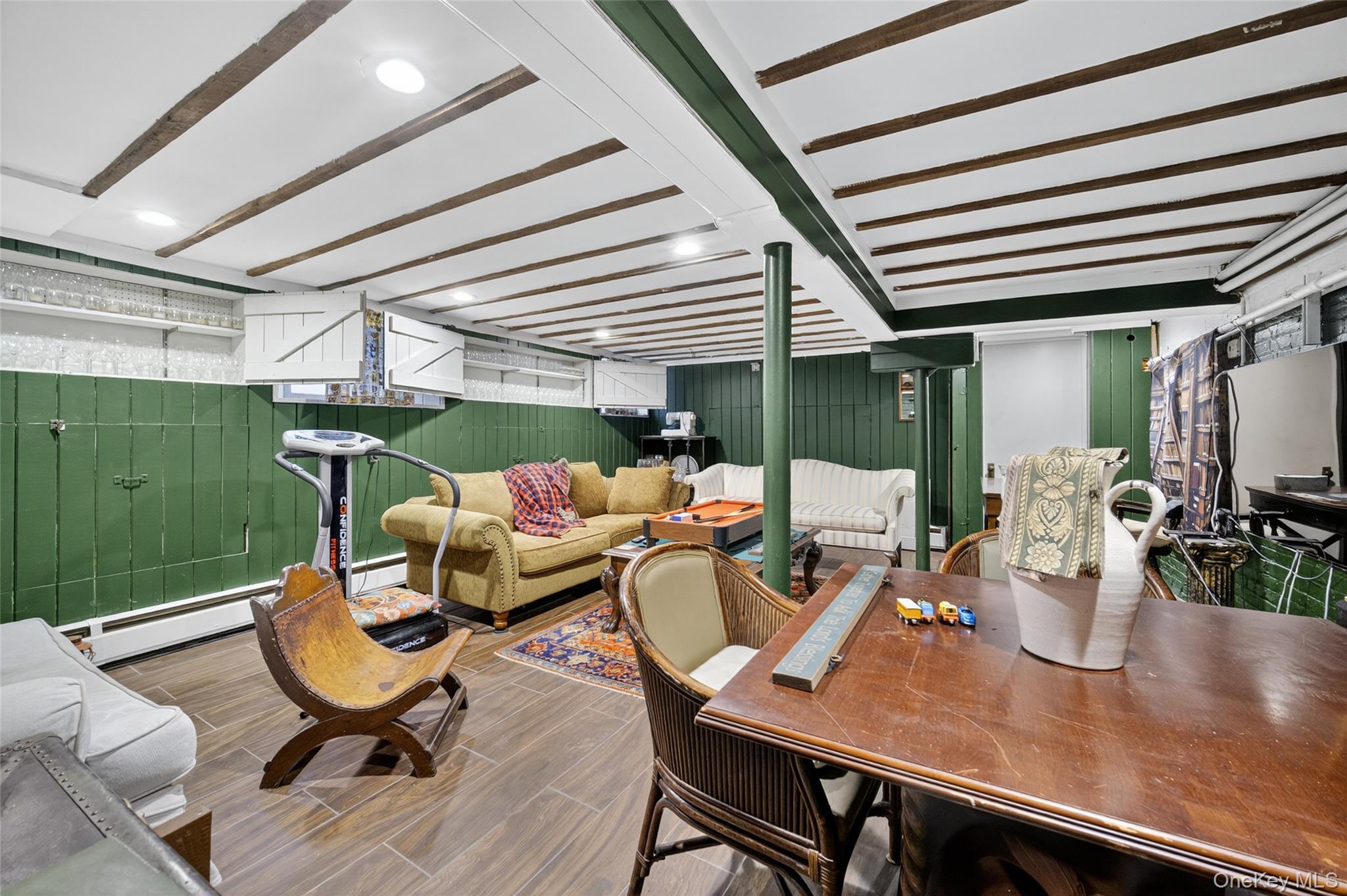 Poughkeepsie, New York 12601, United States, 4 Bedrooms Bedrooms, ,2 BathroomsBathrooms,Residential,Active,233626